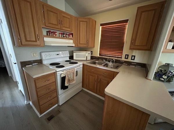 2004 CAVCO Park Model Manufactured Home