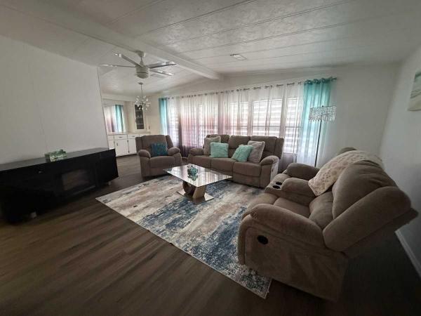 1984 Coro HS Mobile Home