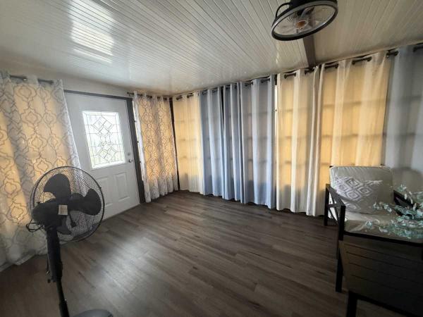 1984 Coro HS Mobile Home