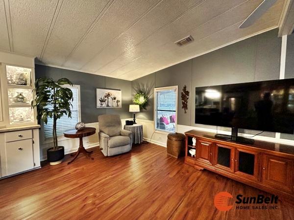 1985 COUN Manufactured Home