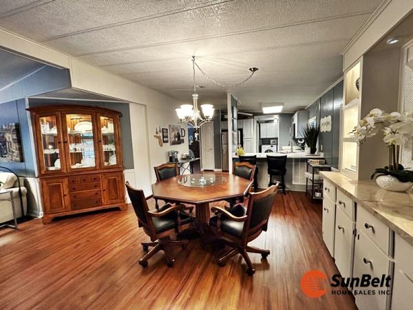 1985 COUN Manufactured Home