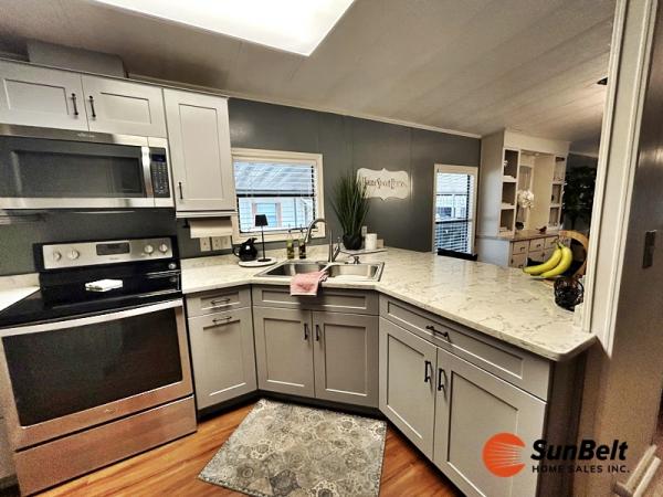 1985 COUN Manufactured Home