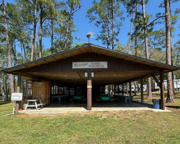 1985 COUN Manufactured Home