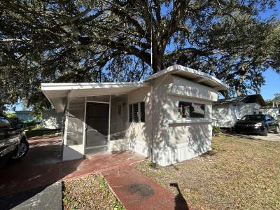 Photo 2 of 12 of home located at 4833 Suzanne St #Ss04833 Zephyrhills, FL 33542