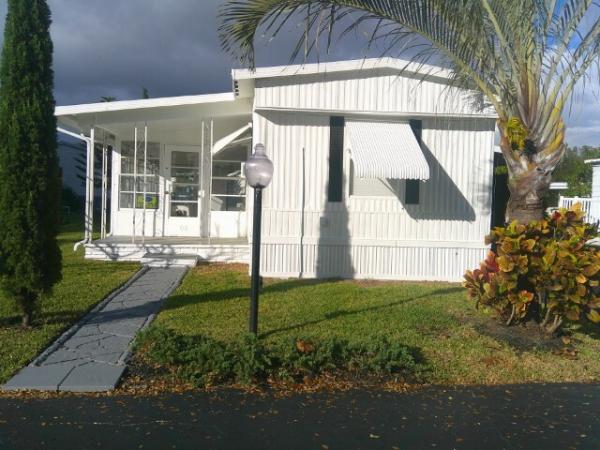 1980 BROA Mobile Home For Sale