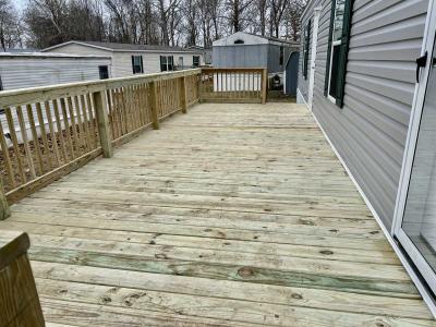 Photo 4 of 5 of home located at 7670 Mill Run Columbus, IN 47201