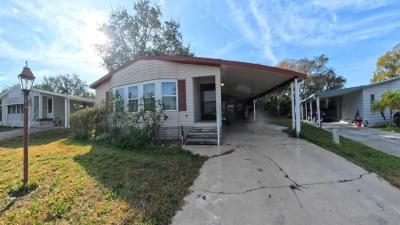 Photo 3 of 23 of home located at 23 Buccaneer Ct Leesburg, FL 34788