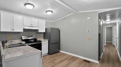 Photo 5 of 20 of home located at 2022 Kennedy Circle NE Keizer, OR 97303