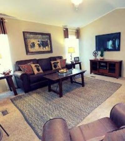 Mobile Home at 1013 NW 61st Court Lot 1C1013 Kansas City, MO 64118