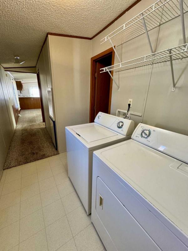 1988 SCOP Mobile Home