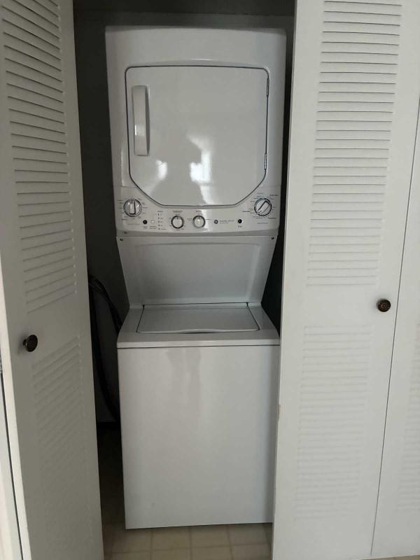 Redman Breezewood Manufactured Home