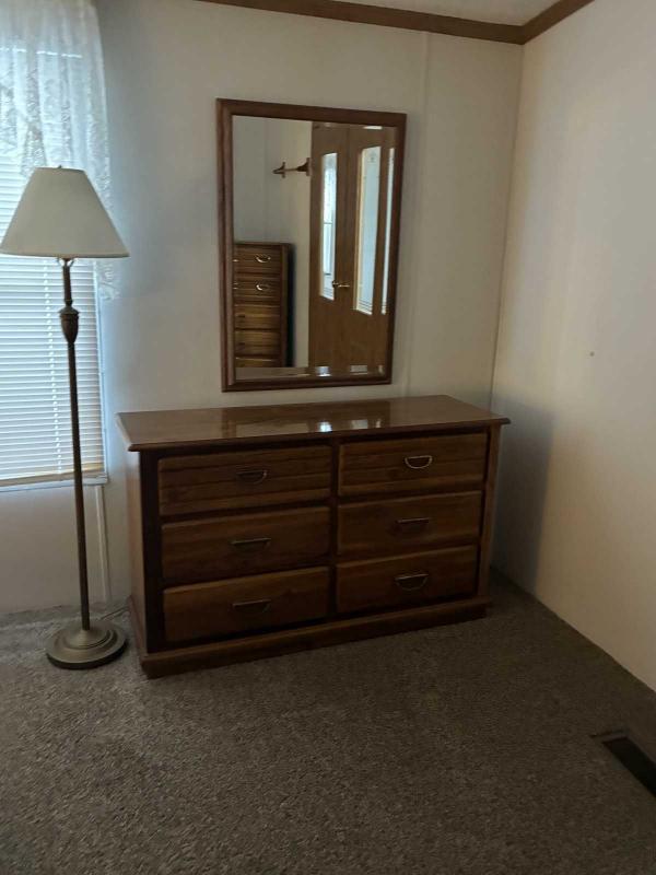 Redman Breezewood Manufactured Home