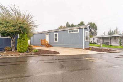 Photo 4 of 31 of home located at 2200 Lancaster Dr SE #18A Salem, OR 97317