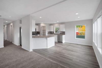 Photo 4 of 31 of home located at 2410 Lancaster Drive SE #359 Salem, OR 97317