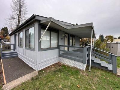 Photo 2 of 34 of home located at 2200 Lancaster Dr SE #2D Salem, OR 97317