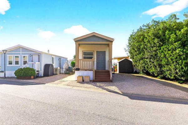 1990 American Manufactured Home