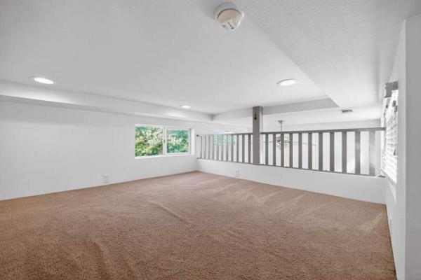 1990 American Manufactured Home