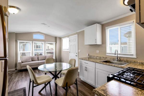 1980 American Manufactured Home