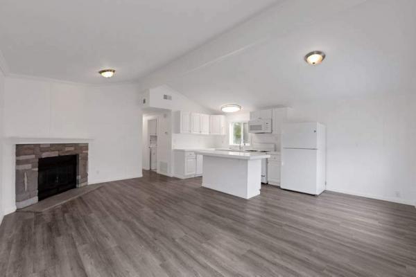 1988 Bay Manufactured Home