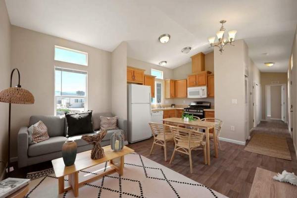 2011 Cavco Manufactured Home