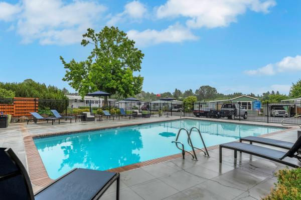 1961 Redm Manufactured Home