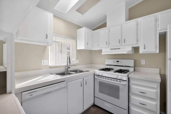 1987 Bay Manufactured Home