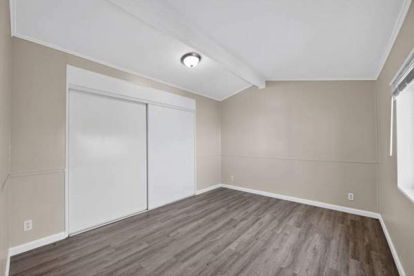 1987 Bay Manufactured Home