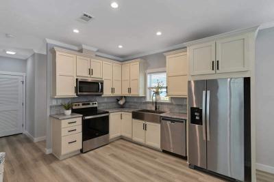 Photo 5 of 8 of home located at 674 Mulberry Lane Deland, FL 32724