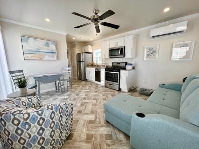 Photo 4 of 14 of home located at 561 E Burleigh Blvd Tt61 Tavares, FL 32778