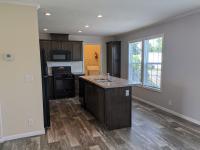 2018 Champion RA2860209 Mobile Home