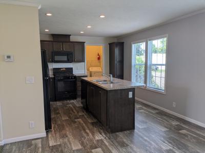 Photo 3 of 15 of home located at 152 Monroe Dr Davison, MI 48423