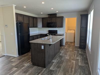 Photo 5 of 15 of home located at 152 Monroe Dr Davison, MI 48423