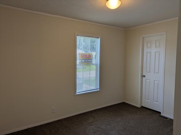 2018 Champion RA2860209 Mobile Home