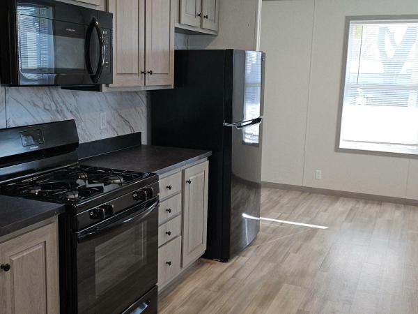 2024 Clayotn 95PLH24563C Mobile Home