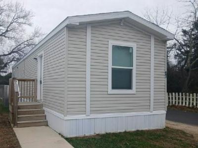 Mobile Home at 868 E Commerce St, Lot 57 Bridgeton, NJ 08302