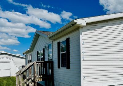 Photo 2 of 8 of home located at 4156 Vincent Court Jackson, MI 49201