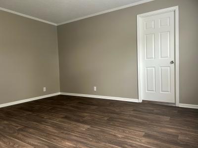 Photo 4 of 8 of home located at 17167 Detroiter Avenue Davisburg, MI 48350