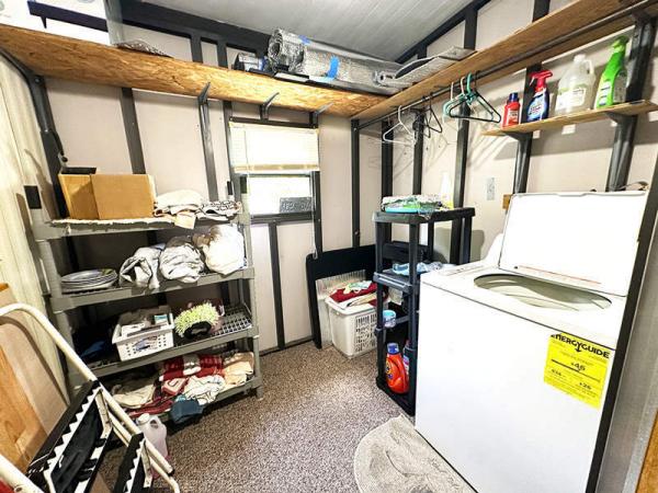 1986 Sunshine Manufactured Home