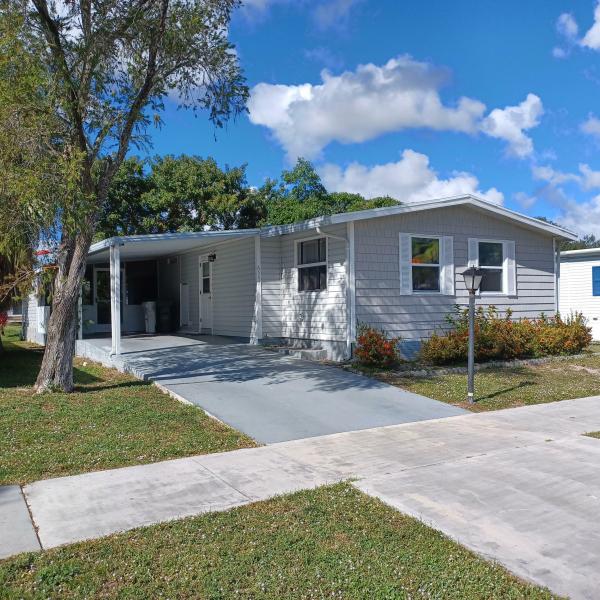 1981 TWNM Mobile Home For Sale