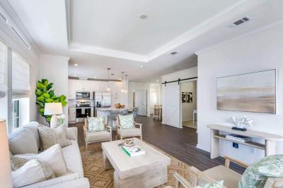 Photo 2 of 51 of home located at 12562 Coconut Dr Fort Myers, FL 33908