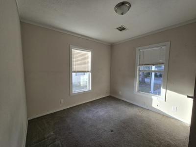 Photo 5 of 14 of home located at 904 Pamela Street Wildwood, FL 34785