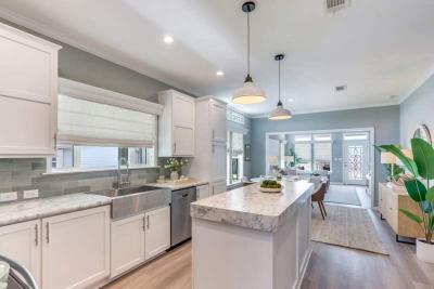 Photo 5 of 64 of home located at 12564 Coconut Dr Fort Myers, FL 33908