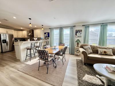 Photo 5 of 17 of home located at 20713 Plumeria Lane Groveland, FL 34736