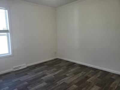 Photo 4 of 21 of home located at 1167 Candida Road Elgin, IL 60123