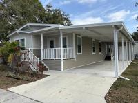 2022 Champion - Lake City Coral Springs II Mobile Home