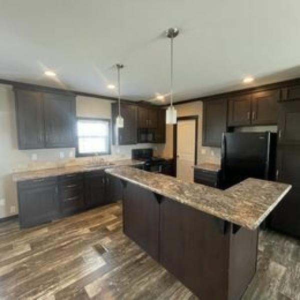 Photo 1 of 2 of home located at 7151 Woodlake Pkwy #193 San Antonio, TX 78218