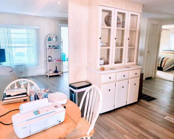 1979 TWIN Manufactured Home