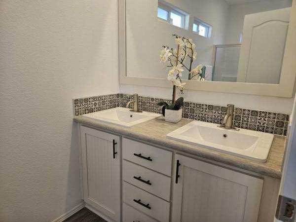 2025 Cavco Manufactured Home