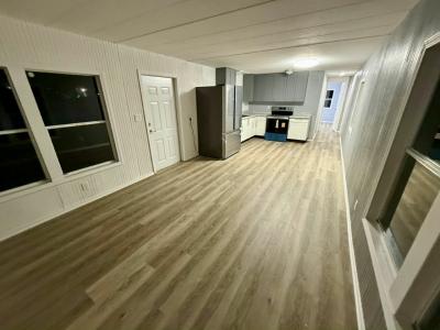 Photo 5 of 7 of home located at 6407 SE 108th Street Lot #8 Belleview, FL 34420