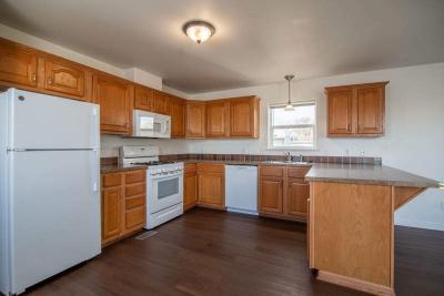 Photo 4 of 14 of home located at 1305 Pioneer Trail Mandan, ND 58554